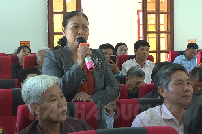 Lãnh đạo Thành ủy Chí Linh đối thoại với nhân dân  